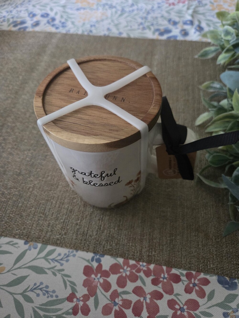 Rae Dunn White Ceramic 'grateful & blessed' Mug with Wood Lid - Picture 5 of 6